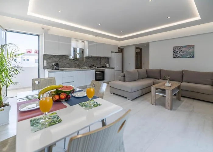 Demiani House